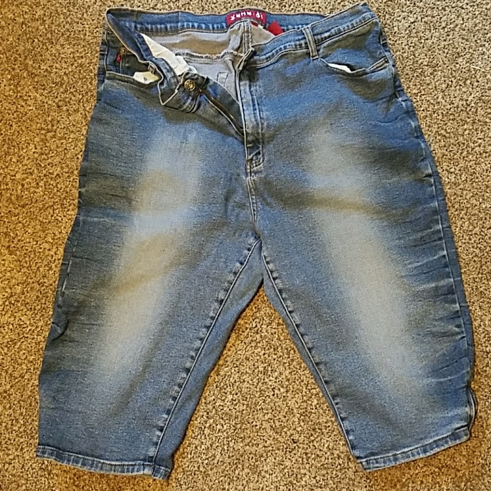 Jean's
